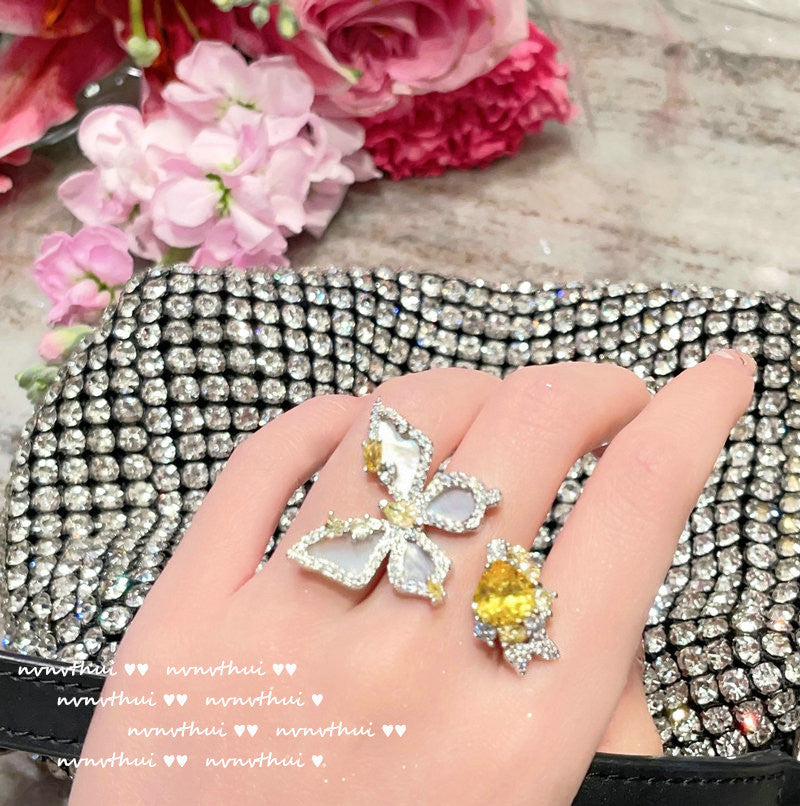 TOPAZ BUTTERFLY -【RING/EARRINGS/NECKLACE/SET】