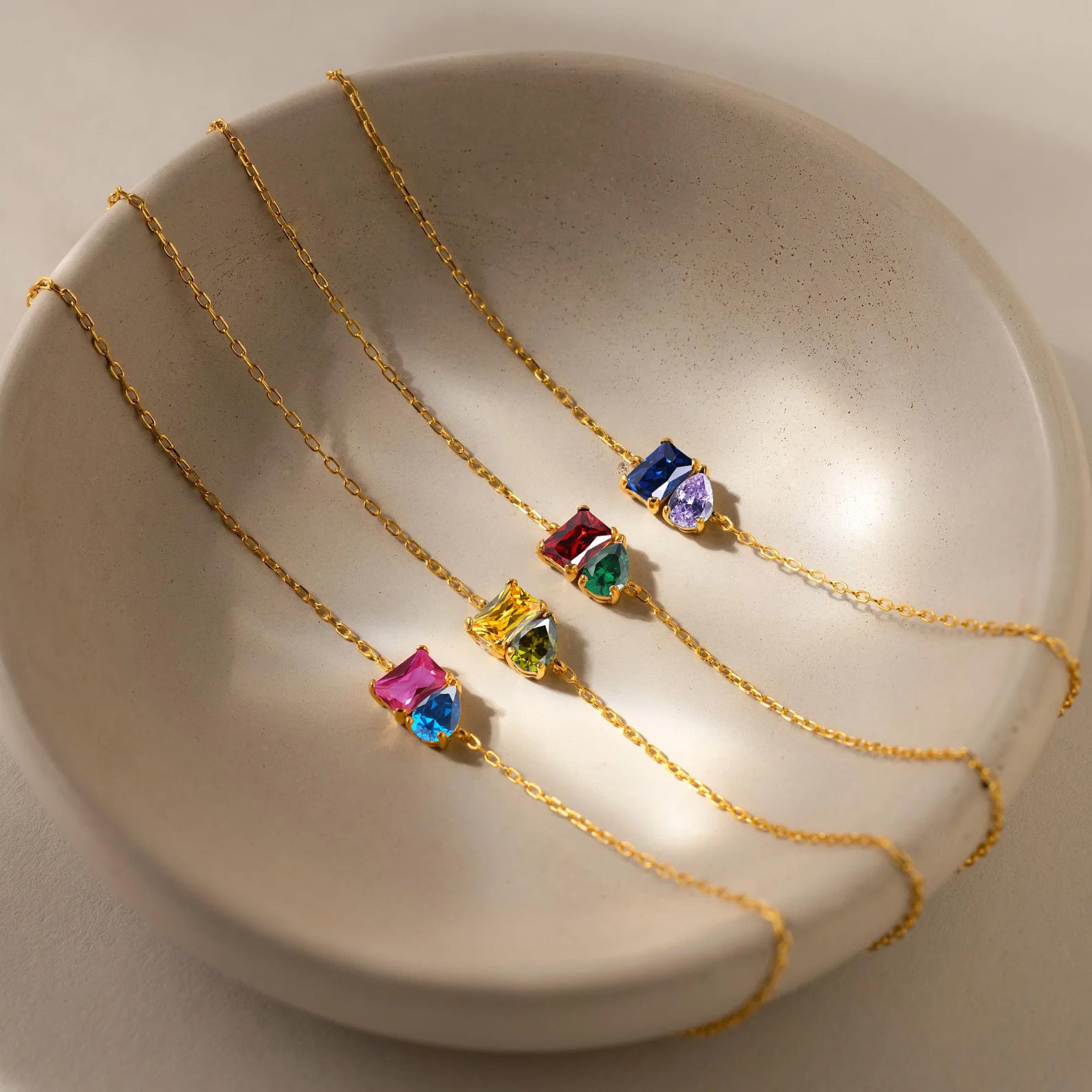 DECEMBER BIRTHSTONE ROMANTIC TEARDROP SQUARE BRACELET