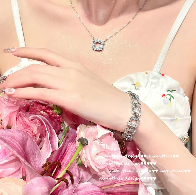 LOUISA -【BRACELET/EARRINGS/NECKLACE/SET】